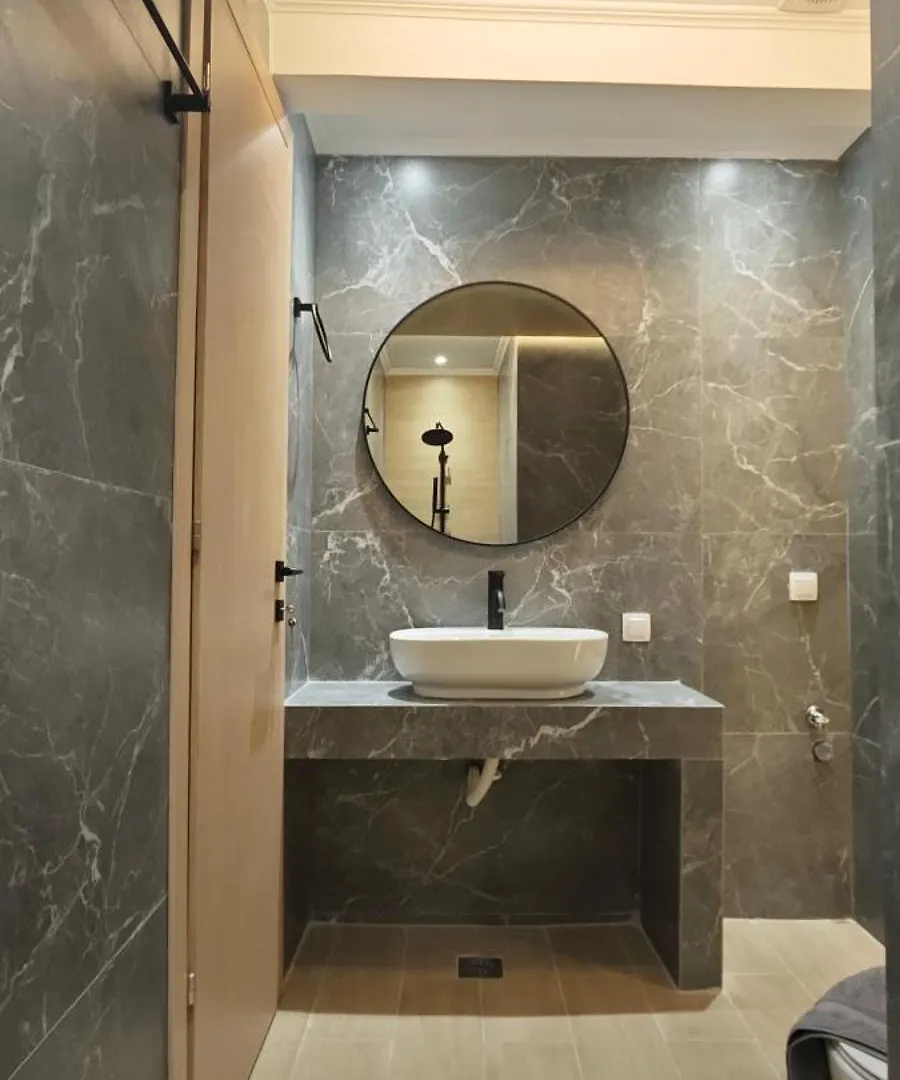 La Dolce Vita-Your Urban Stay Thessaloniki 0*,  Greece