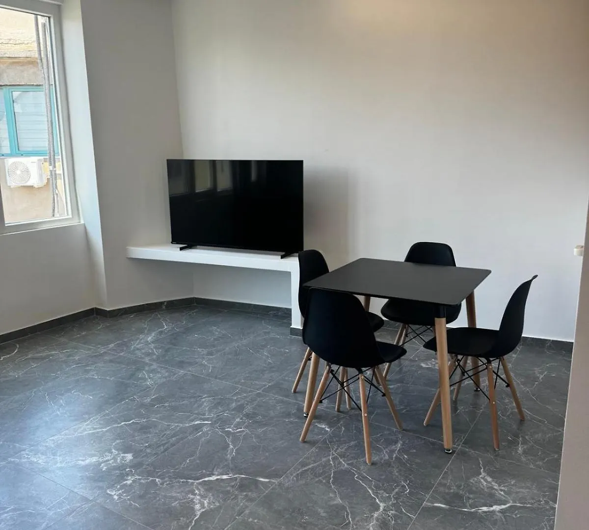 La Dolce Vita-Your Urban Stay Thessaloniki Apartment
