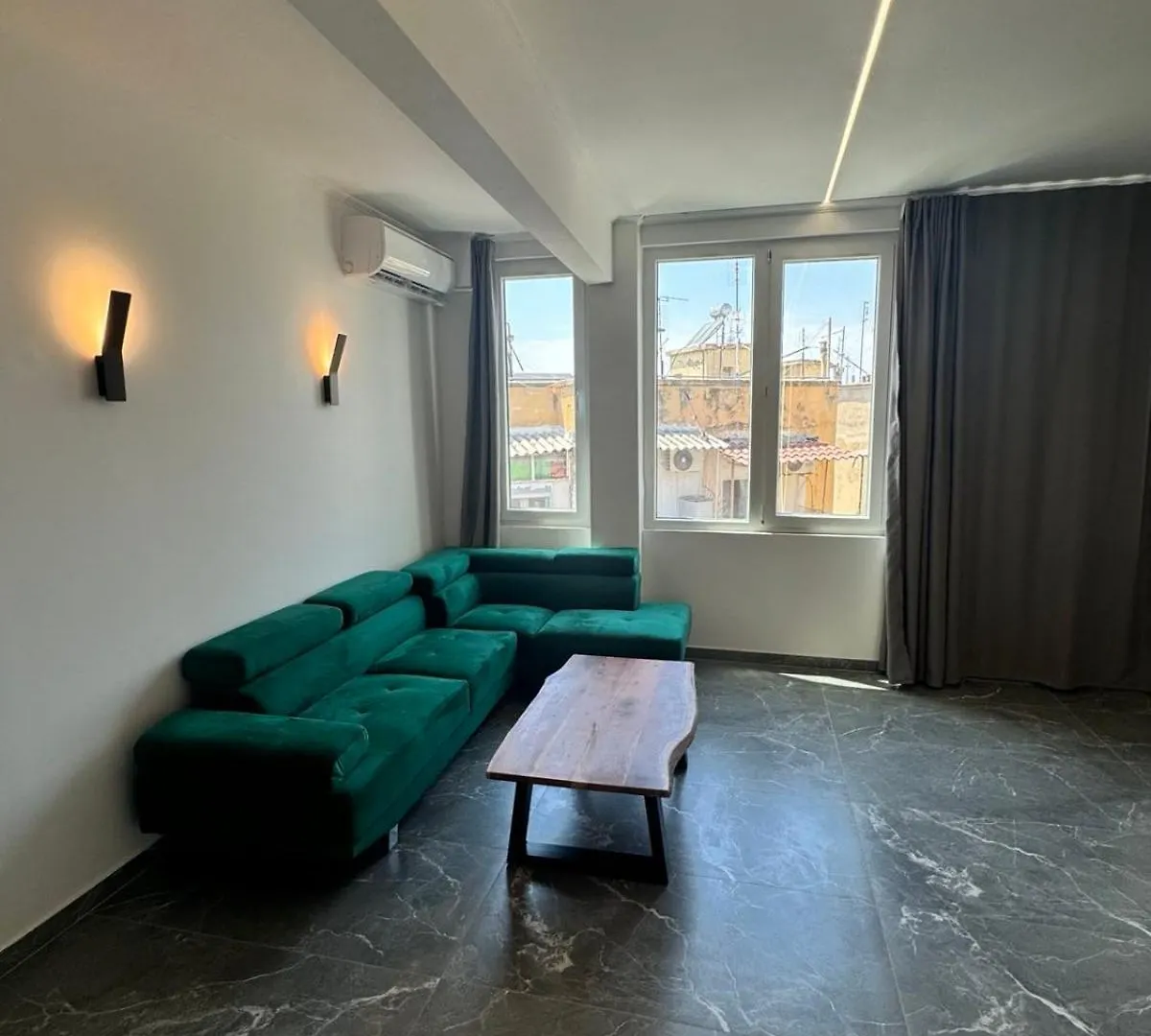 La Dolce Vita-Your Urban Stay Thessaloniki Apartment